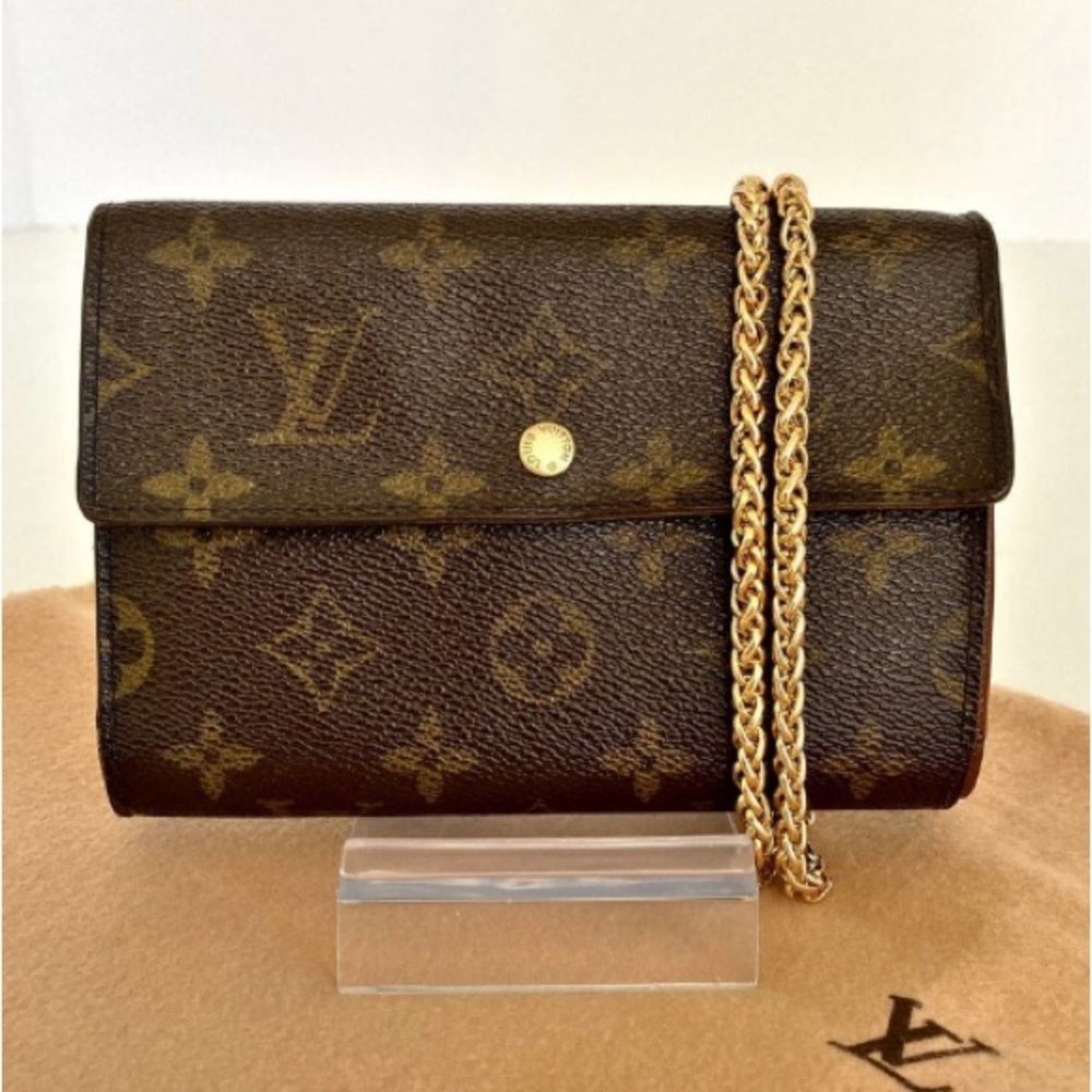 LOUIS VUITTON Etui Papier Trifold Wallet On Chain Vintage
